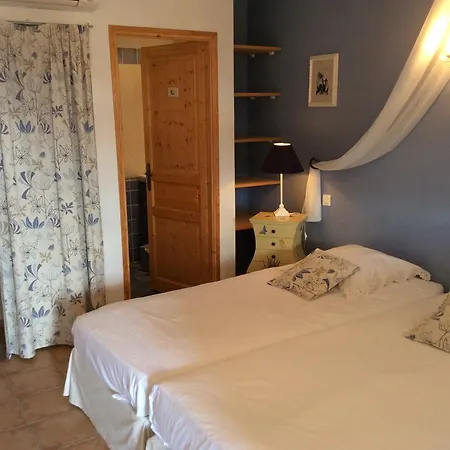 Holiday home Des Eglantiers Propiac